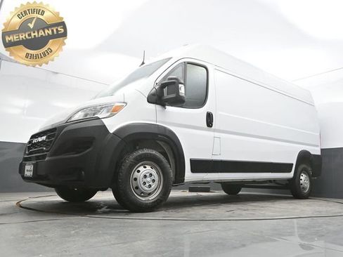 Used 2023 RAM ProMaster 2500 FWD image 31