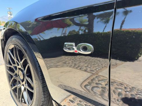 Used 2014 Ford Mustang GT Premium w/ Electronics Package RWD image 9