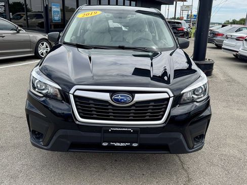 Used 2019 Subaru Forester AWD/4WD image 3