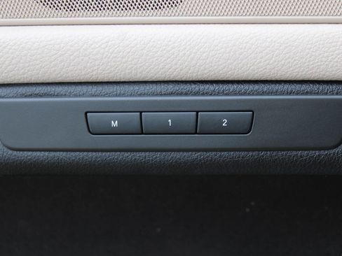 Used 2011 BMW 535i xDrive Sedan image 44