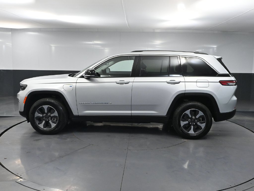 Used 2022 Jeep Grand Cherokee Limited 4xe AWD/4WD image 7