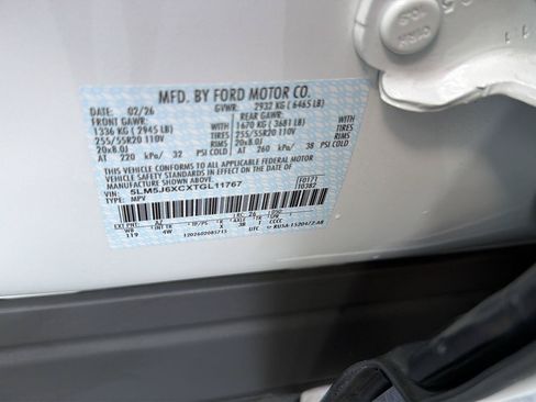 Used 2026 Lincoln Aviator AWD image 46