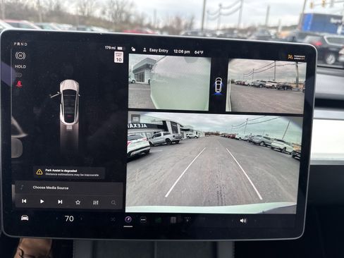 Used 2023 Tesla Model Y Long Range image 26