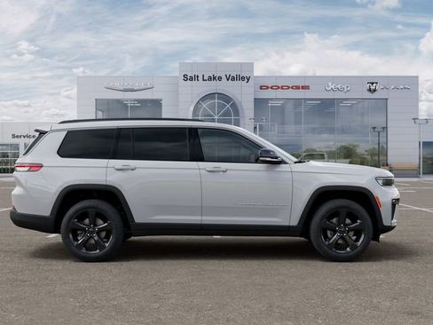 New 2026 Jeep Grand Cherokee L Limited w/ Limited Altitude Package AWD/4WD image 21