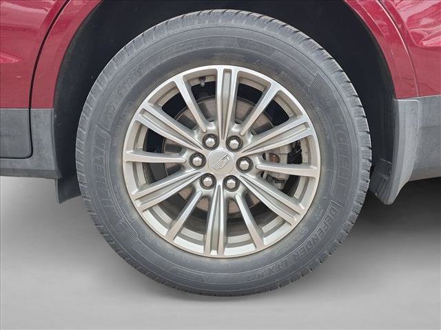 Used 2018 Cadillac XT5 Luxury w/ Driver Awareness Package AWD/4WD image 9