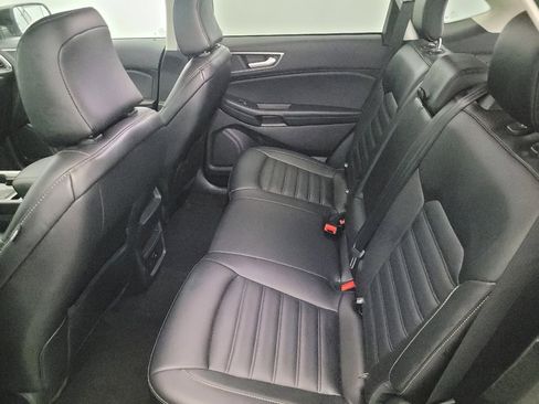 Used 2024 Ford Edge SEL image 18