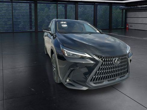 Certified 2024 Lexus NX 250 FWD w/ Cold Area Package image 3