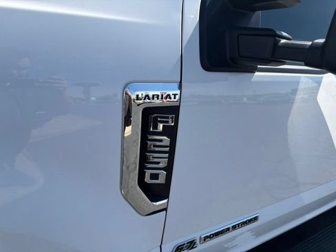 Used 2018 Ford F250 Lariat AWD/4WD image 17