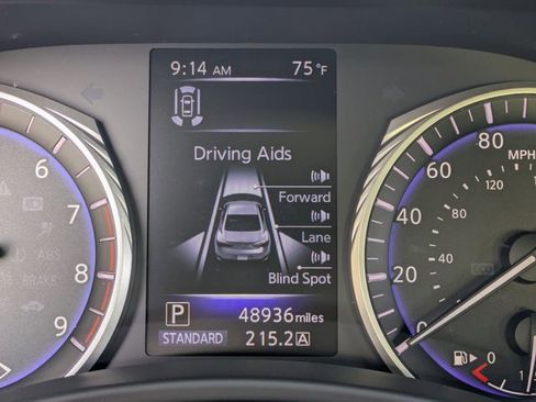 Used 2018 INFINITI Q60 Red Sport 400 w/ Pro Active Package image 9