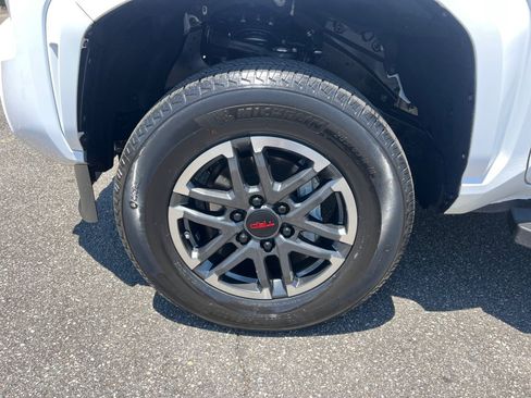 Used 2025 Toyota Tacoma SR5 RWD image 29