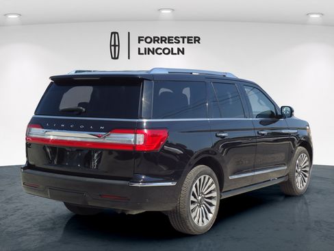 Used 2019 Lincoln Navigator Reserve AWD/4WD image 3
