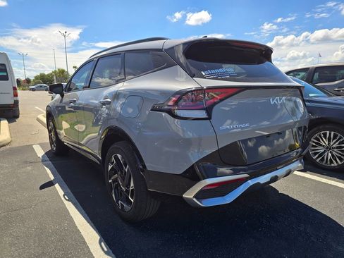 Certified 2023 Kia Sportage SX AWD/4WD image 8