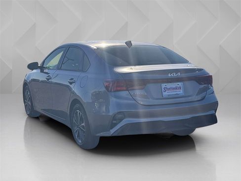 Used 2023 Kia Forte LXS image 7