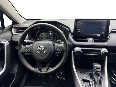 Used 2021 Toyota RAV4 LE FWD image 53