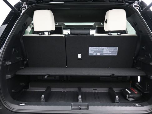 Certified 2024 Toyota Sequoia Capstone image 33