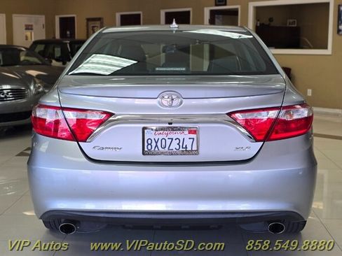 Used 2017 Toyota Camry XLE w/ Advanced Technology Package FWD image 7