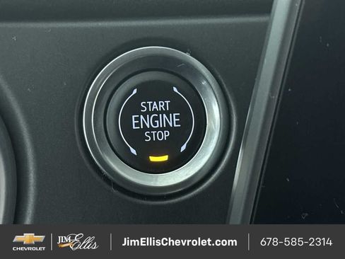 Certified 2025 Chevrolet Blazer LT AWD/4WD image 17