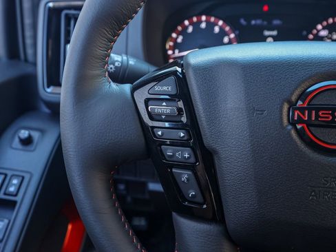 New 2026 Nissan Frontier Pro-X w/ Pro-X Convenience Package image 25