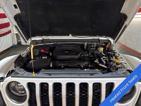 Used 2023 Jeep Wrangler Unlimited Rubicon 4xe w/ Cold Weather Group AWD/4WD image 11