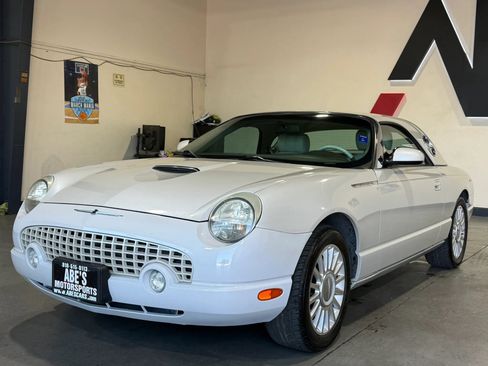 Used 2005 Ford Thunderbird 50th Anniversary RWD image 1