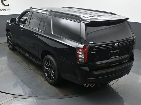 Used 2024 Chevrolet Suburban RST w/ Sport Performance Package AWD/4WD image 42