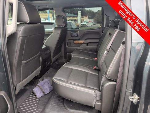 Used 2017 Chevrolet Silverado 2500 High Country w/ Duramax Plus Package image 10