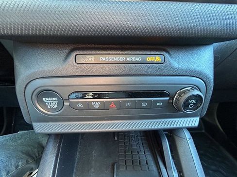 Used 2025 Ford Bronco Sport Badlands image 19