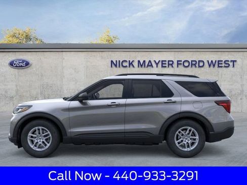 New 2026 Ford Explorer Active image 4