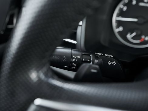 Used 2024 Mitsubishi Outlander SE image 34