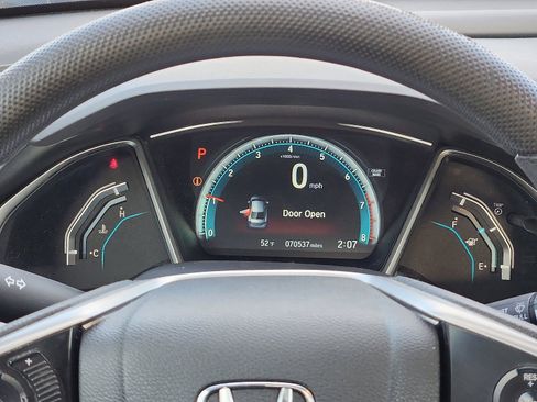 Used 2018 Honda Civic EX image 14