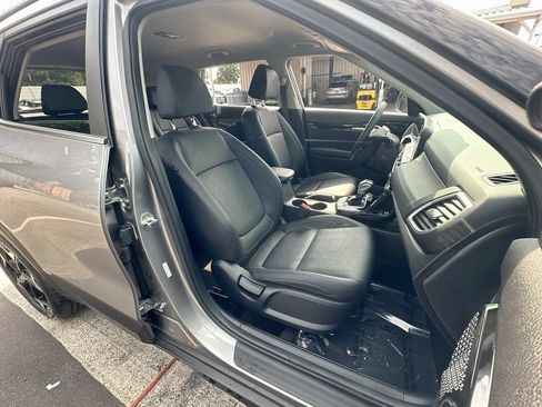 Certified 2024 Kia Seltos EX FWD image 27