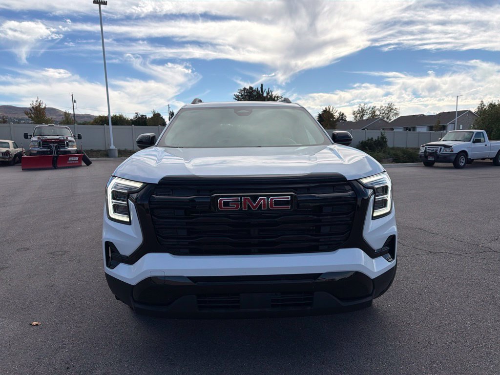 Used 2026 GMC Terrain Elevation w/ Elevation Premium Package AWD/4WD image 2
