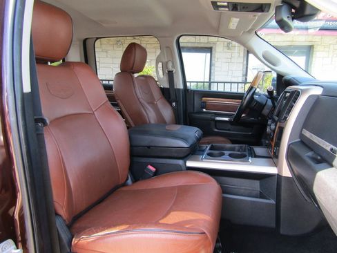 Used 2014 RAM 2500 Longhorn AWD/4WD image 16