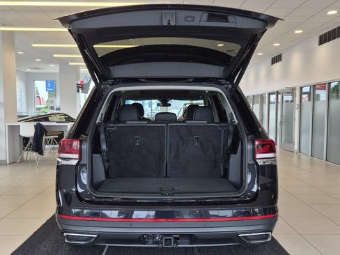 Used 2025 Volkswagen Atlas SEL AWD/4WD image 9