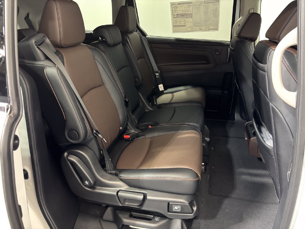 New 2027 Honda Odyssey Elite image 14