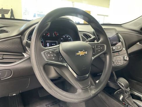 Used 2024 Chevrolet Malibu LT FWD image 14