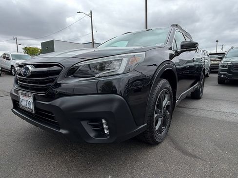 Used 2020 Subaru Outback Onyx Edition XT AWD/4WD image 9