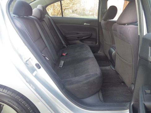 Used 2012 Honda Accord LX image 17