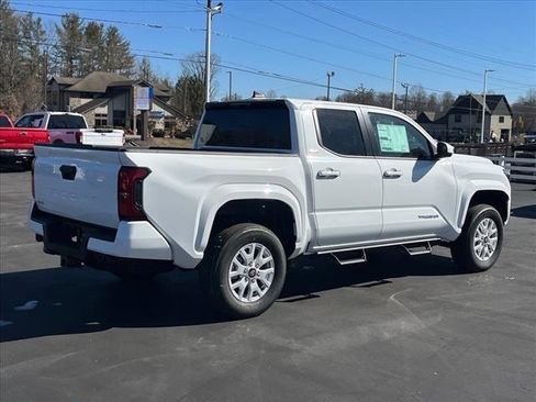 New 2025 Toyota Tacoma SR5 image 3