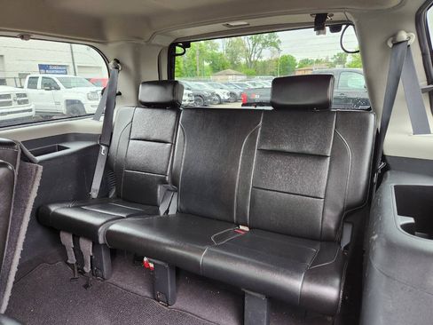 Used 2015 Nissan Armada Platinum w/ 2nd Row Captain Seat Package AWD/4WD image 14
