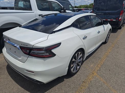 Used 2021 Nissan Maxima Platinum w/ Sport Mat Group FWD image 6