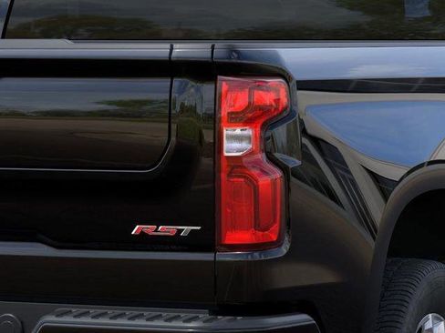 New 2026 Chevrolet Silverado 1500 RST w/ Z71 Off-Road Package AWD/4WD image 11