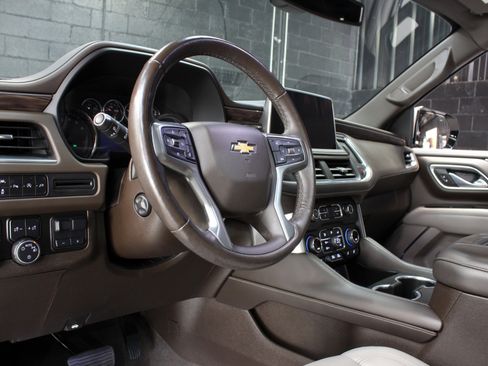 Used 2021 Chevrolet Tahoe LT w/ LT Signature Package image 30