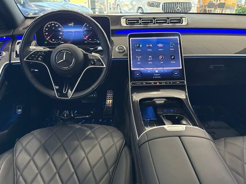 Used 2025 Mercedes-Benz S 580 4MATIC Sedan image 32