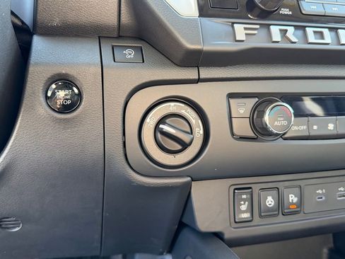 New 2026 Nissan Frontier SV image 28