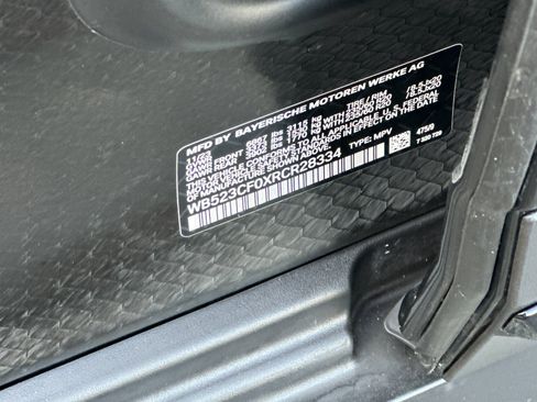 Used 2024 BMW iX xDrive50 image 29