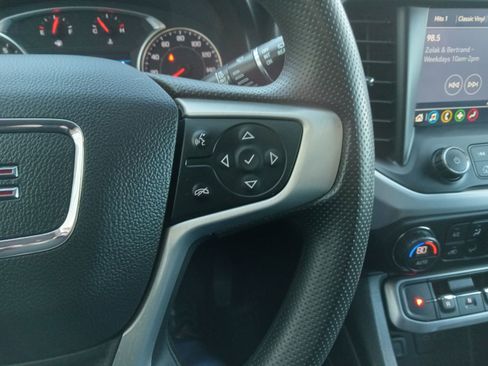 Used 2021 GMC Acadia SLE w/ Driver Convenience Package image 22