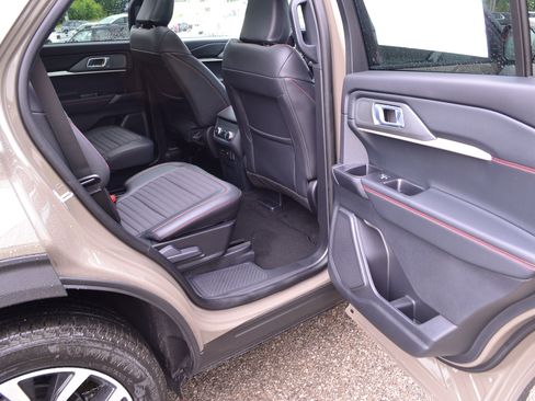 New 2026 Ford Explorer ST-Line AWD/4WD image 11