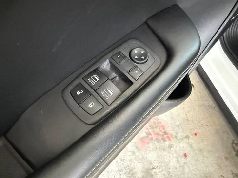 Used 2023 Dodge Challenger SRT Hellcat RWD image 38