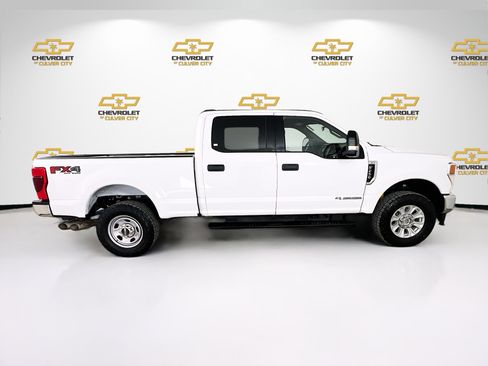 Used 2021 Ford F250 XLT w/ FX4 Off-Road Package image 8